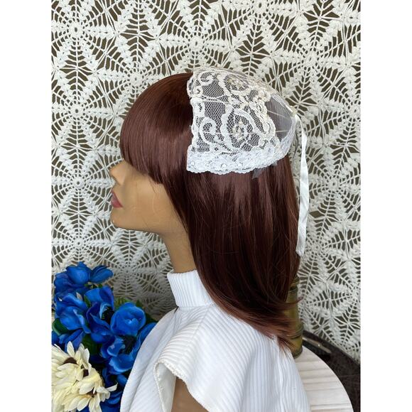 Vintage Bridal White Lace Calot Hat - Picture 3 of 9
